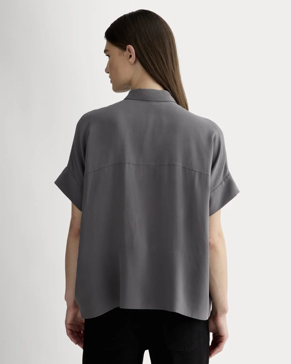 The Boxy Shirt in Washable Silk | Graphite (3)