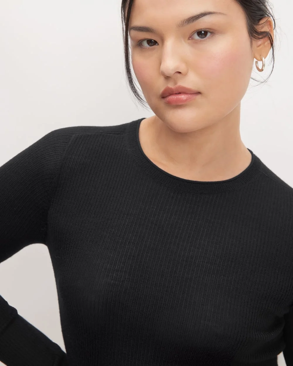 The Long-Sleeve Sweater Tee in Ultrasoft Merino | Black (2)