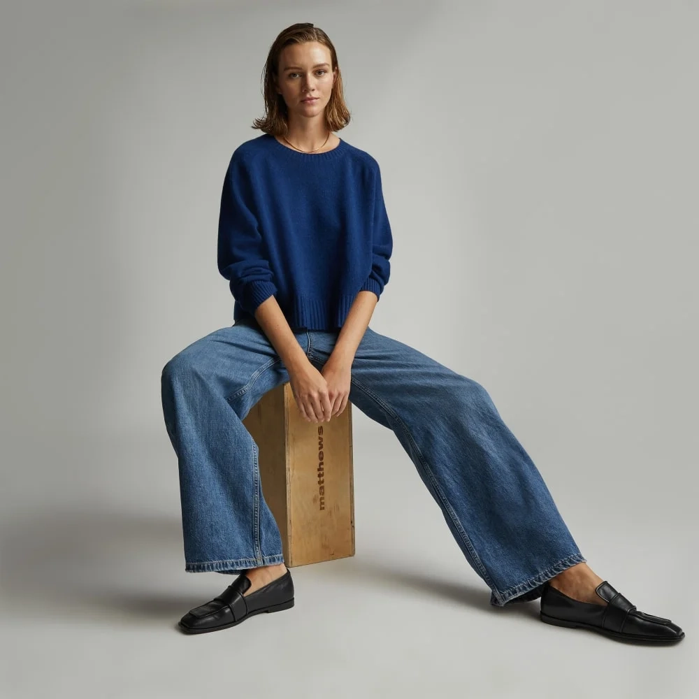 The Cashmere Boxy Crew | Bright Navy (3)