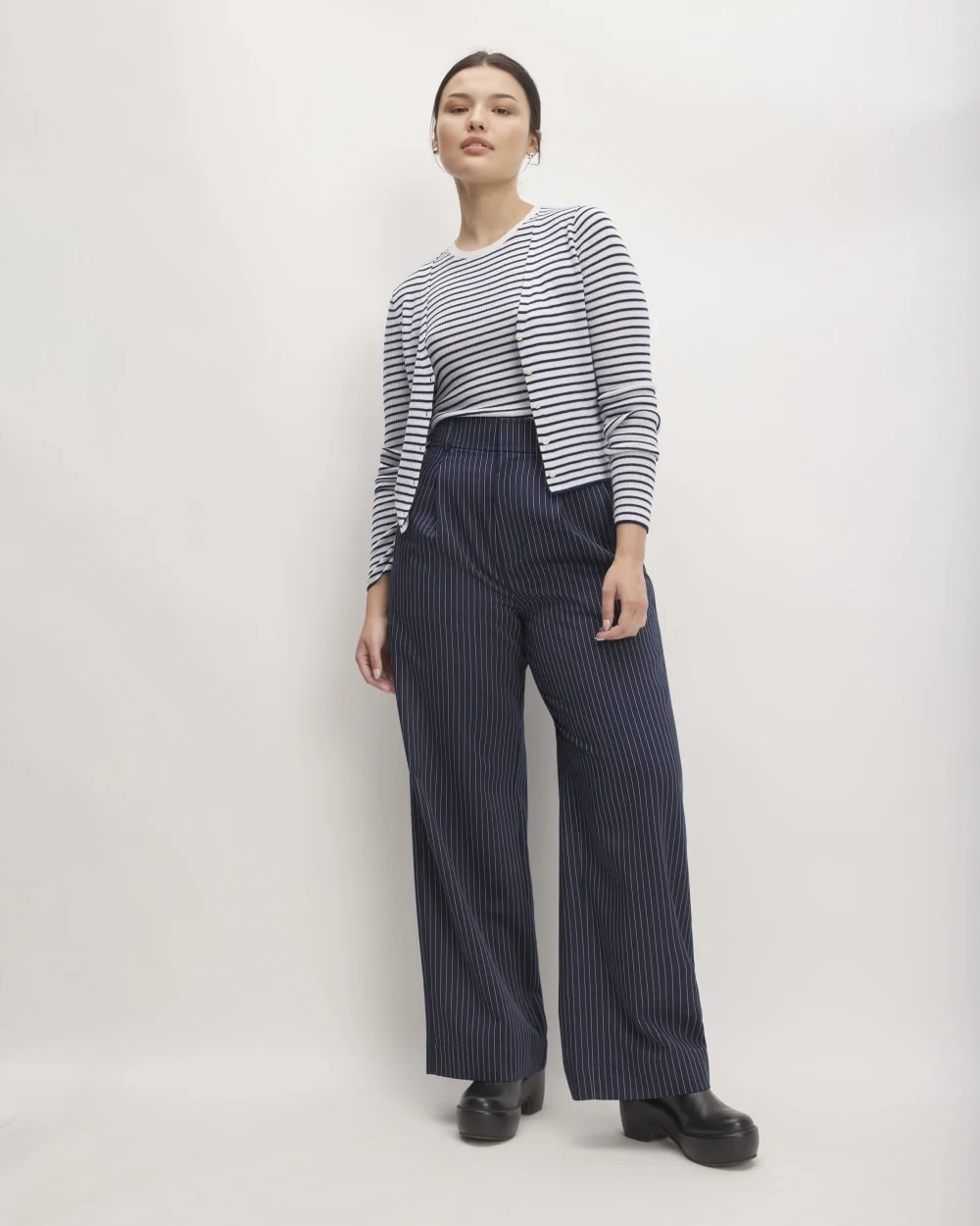 The Cardigan in Ultrasoft Merino | Bone/Navy (3)