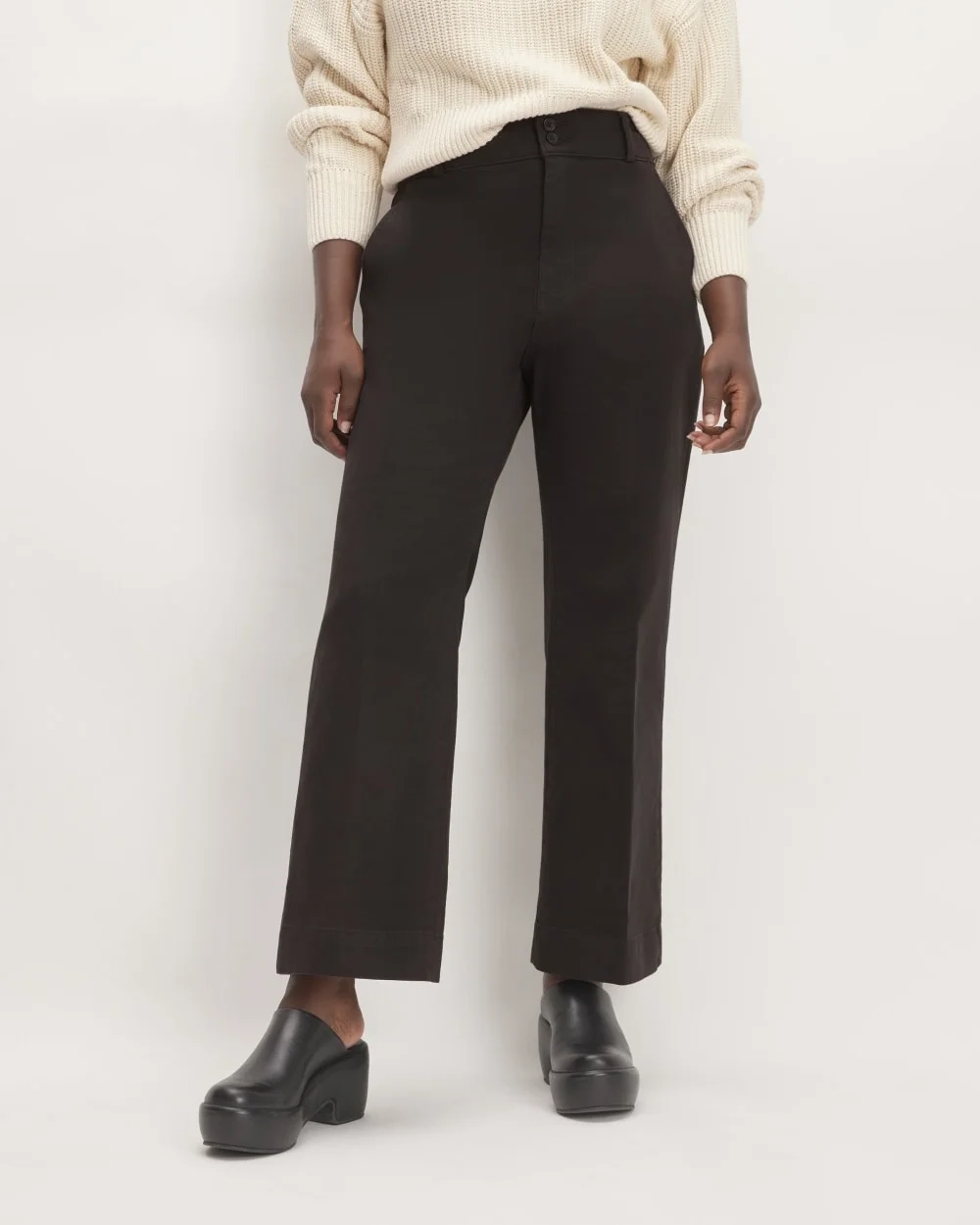 The Organic Kick Flare Pant | Black (2)