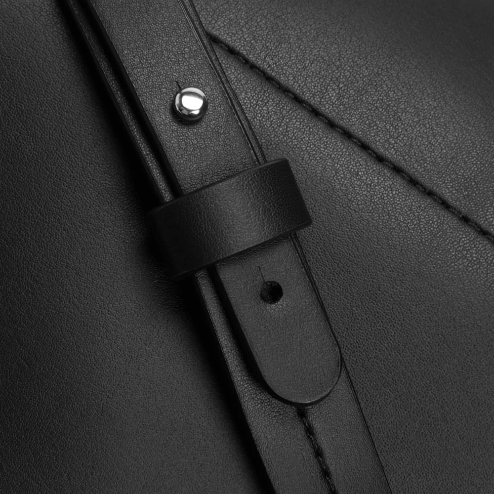 The Cactus Leather Hobo | Black (2)