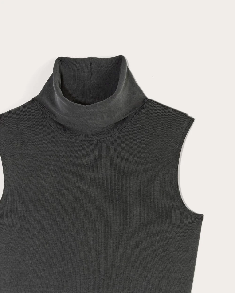 The Madison Dress in Butterknit | Black (2)