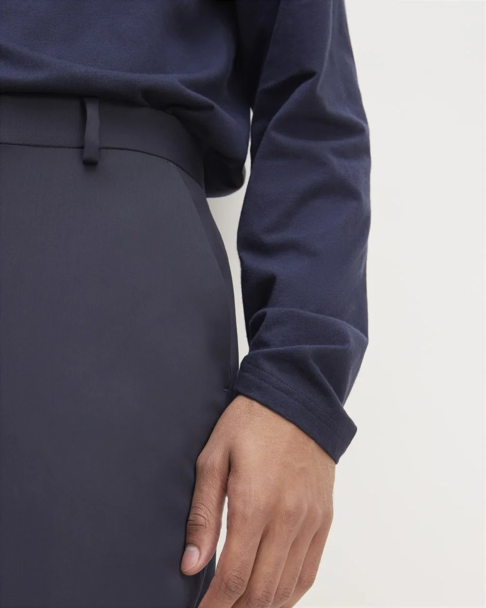The Organic Cotton Long-Sleeve Turtleneck | Deep Navy (3)