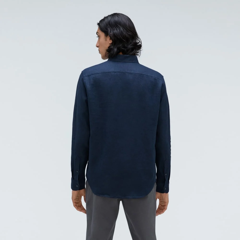 The Classic Shirt in Linen | Deep Navy (2)