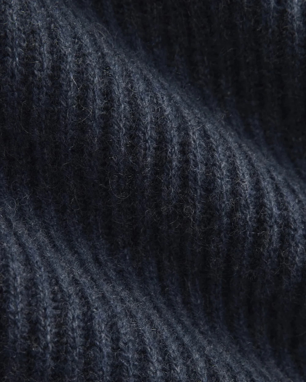 The Cocoon Crew in Wool Cashmere | Indigo (2)
