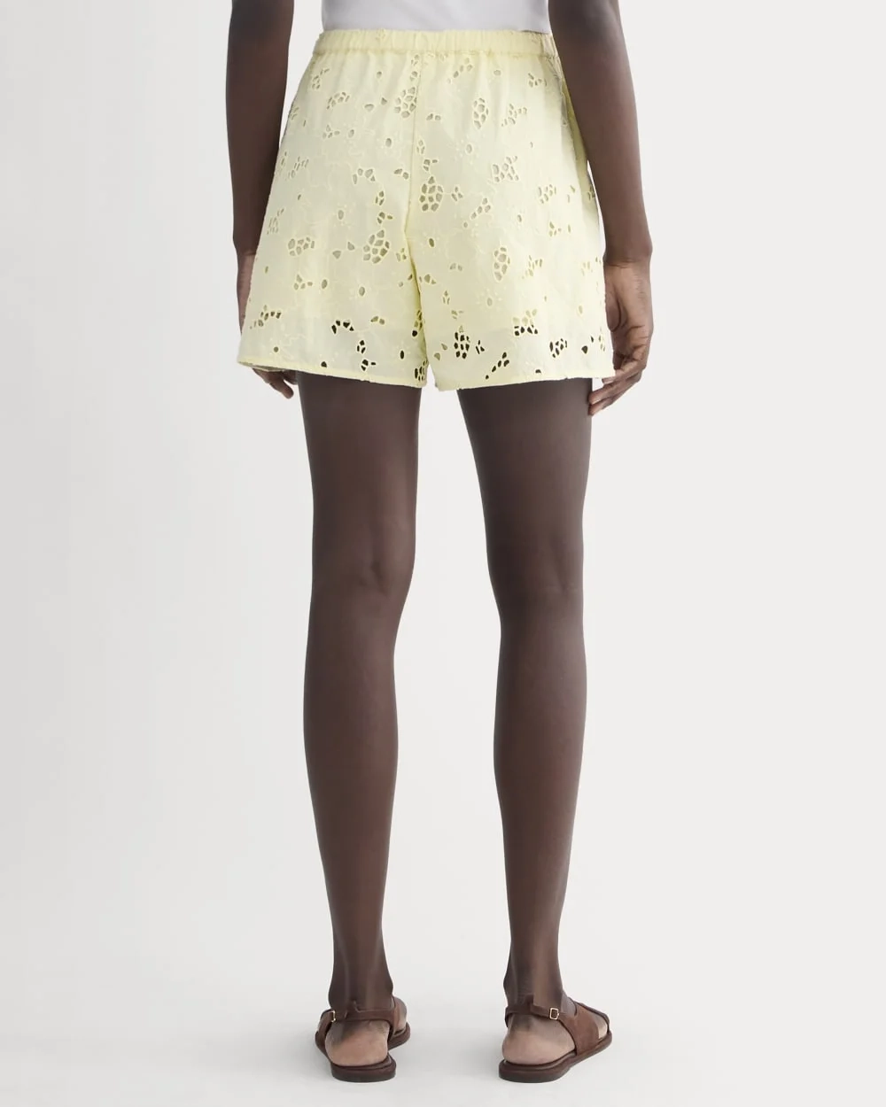 The Eyelet Pull-On Short | Light Yellow (2)