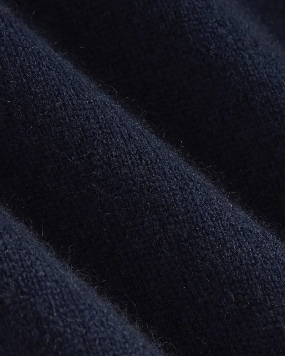 The Classic Tank in Cashmere | Navy (3)