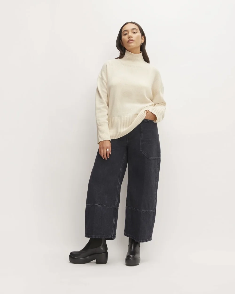 The Cashmere Oversized Turtleneck | Bone (4)