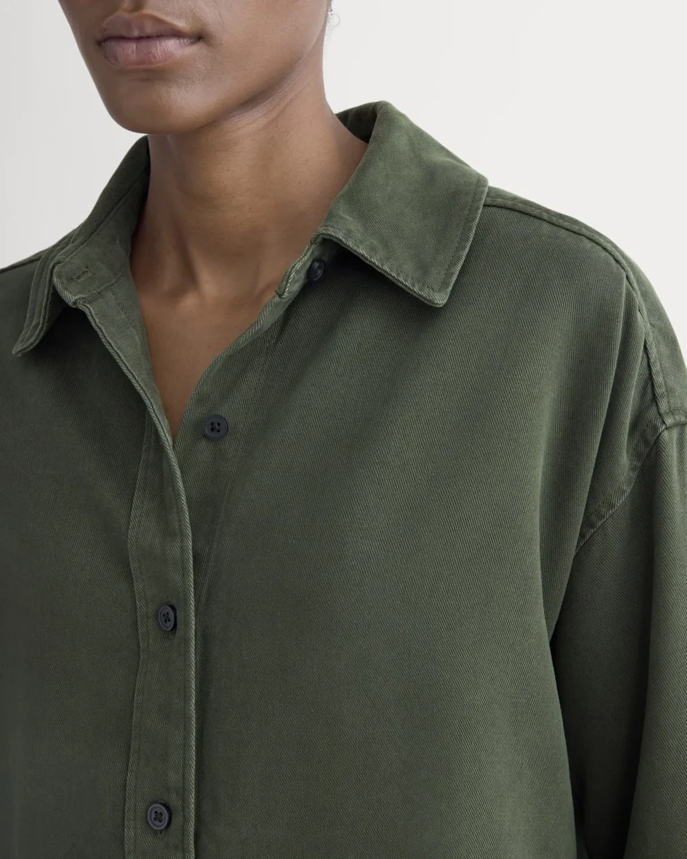 Boxy Shirt in Buttersoft | Dark Forest (3)