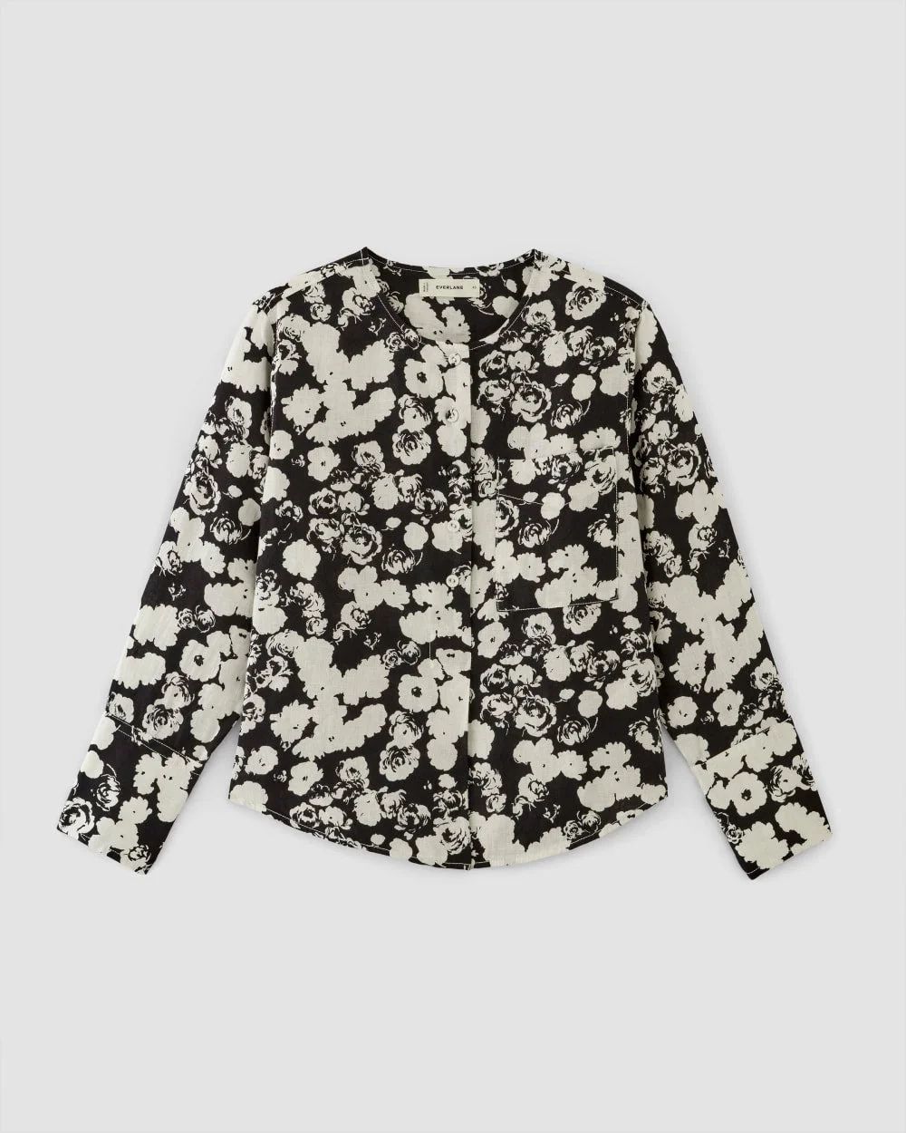 The Popover Shirt in Linen | Black / Bone Floral (3)