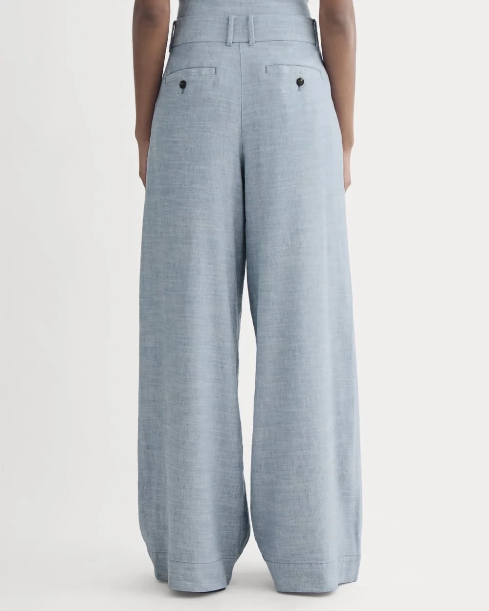 The Wide-Leg Pant in Stretch Linen | Chambray (2)