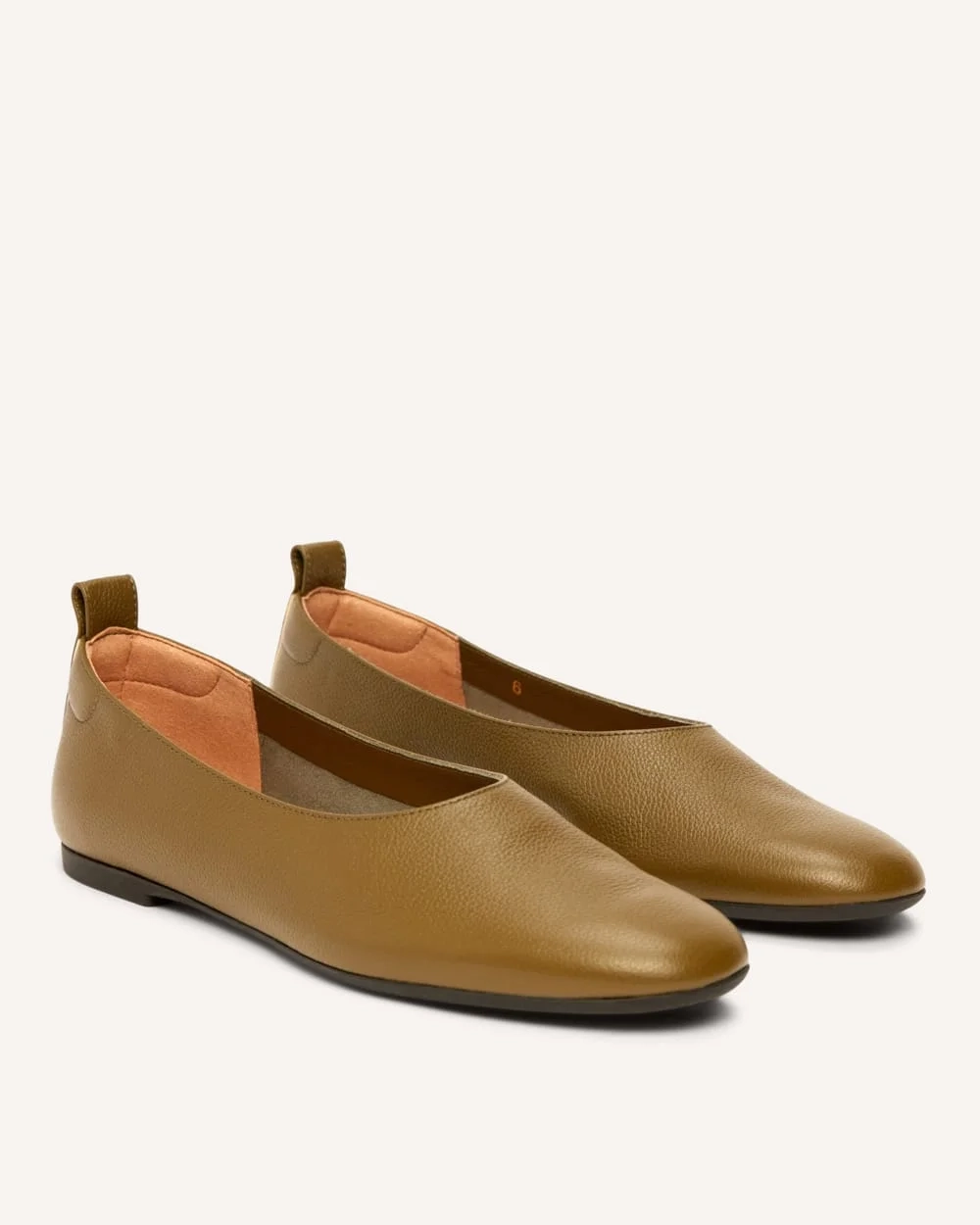 The Day Glove in Narrow Fit | Birch Green (2)