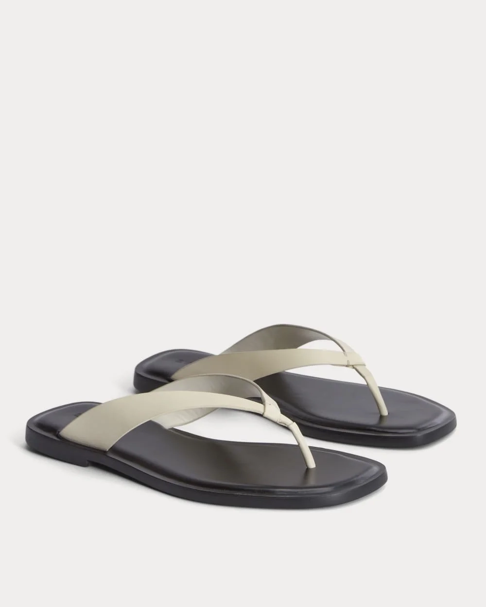 The Leather Flip Flop | Canvas (2)