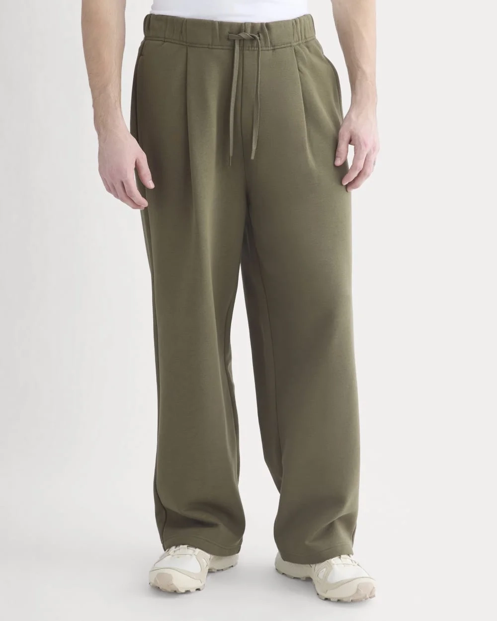 Luxe Fleece Pleated Sweatpant | Olive Night (3)
