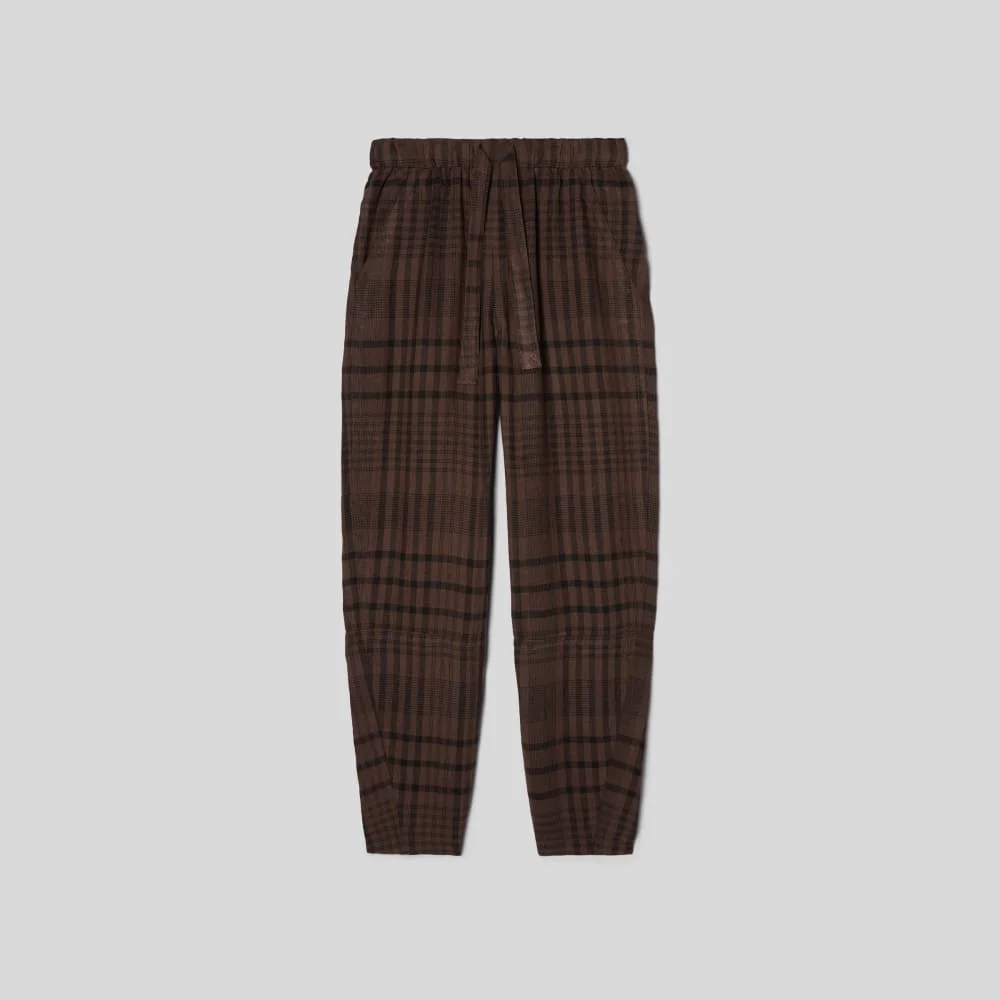 The Linen Pull-On Barrel Pant | Chocolate Brown / Black (2)