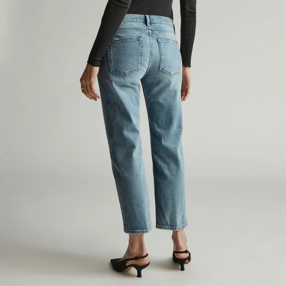 The Low-Rise Shortie Jean | Vintage Light (3)