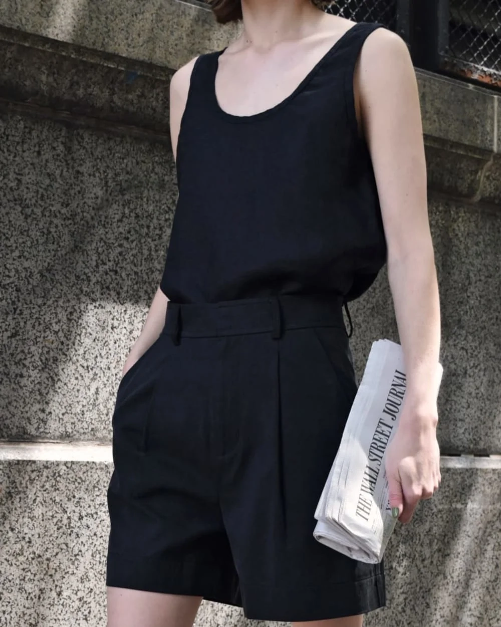 The Scoop Tank in Linen | Black (5)
