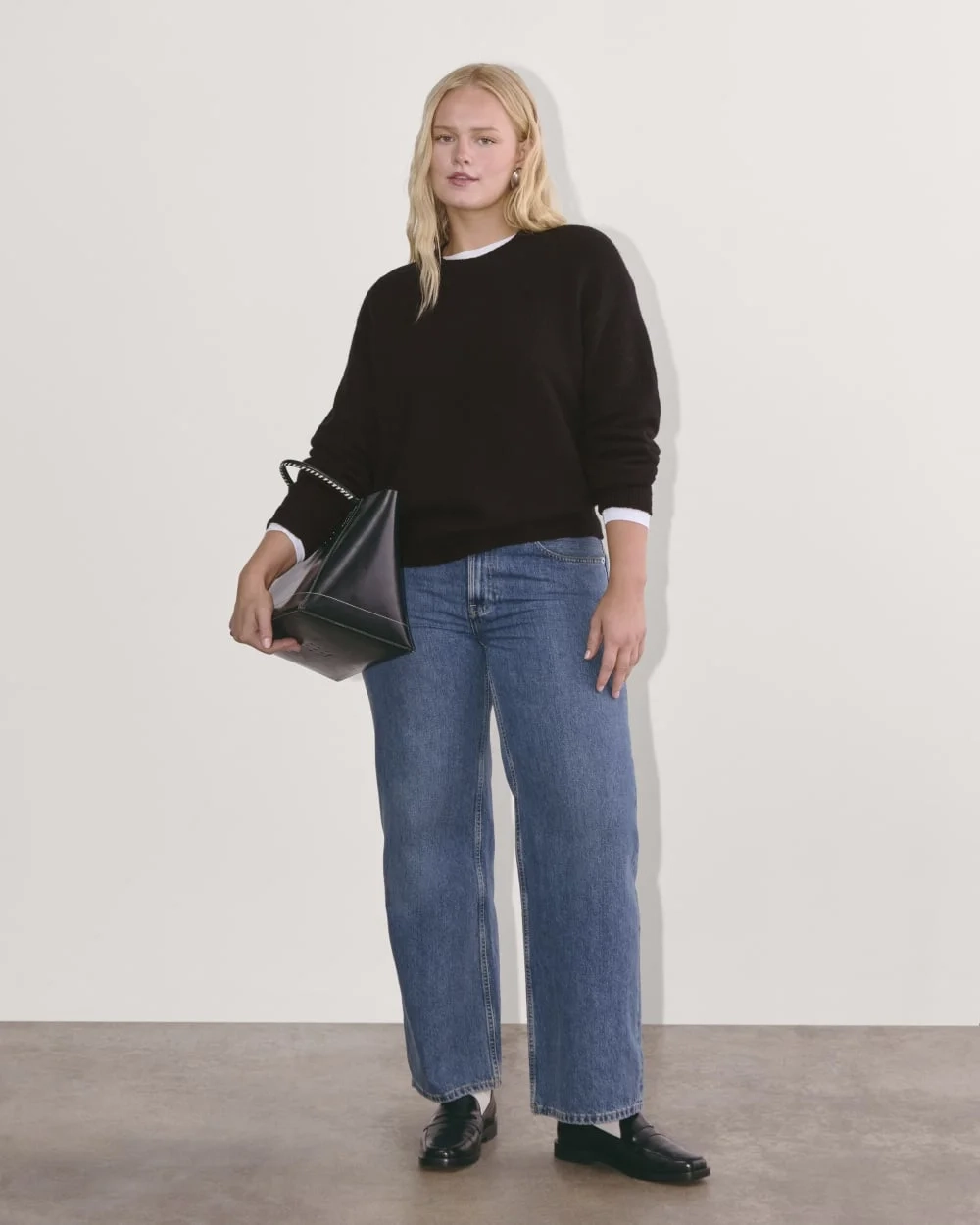 The Cocoon Crew in Plush Cotton | Black (2)