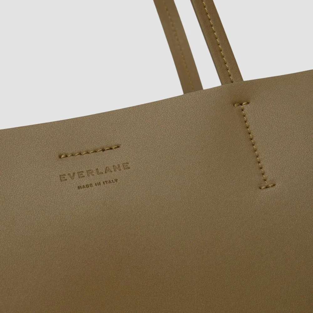 The Luxe Italian Leather Tote | Beech (4)