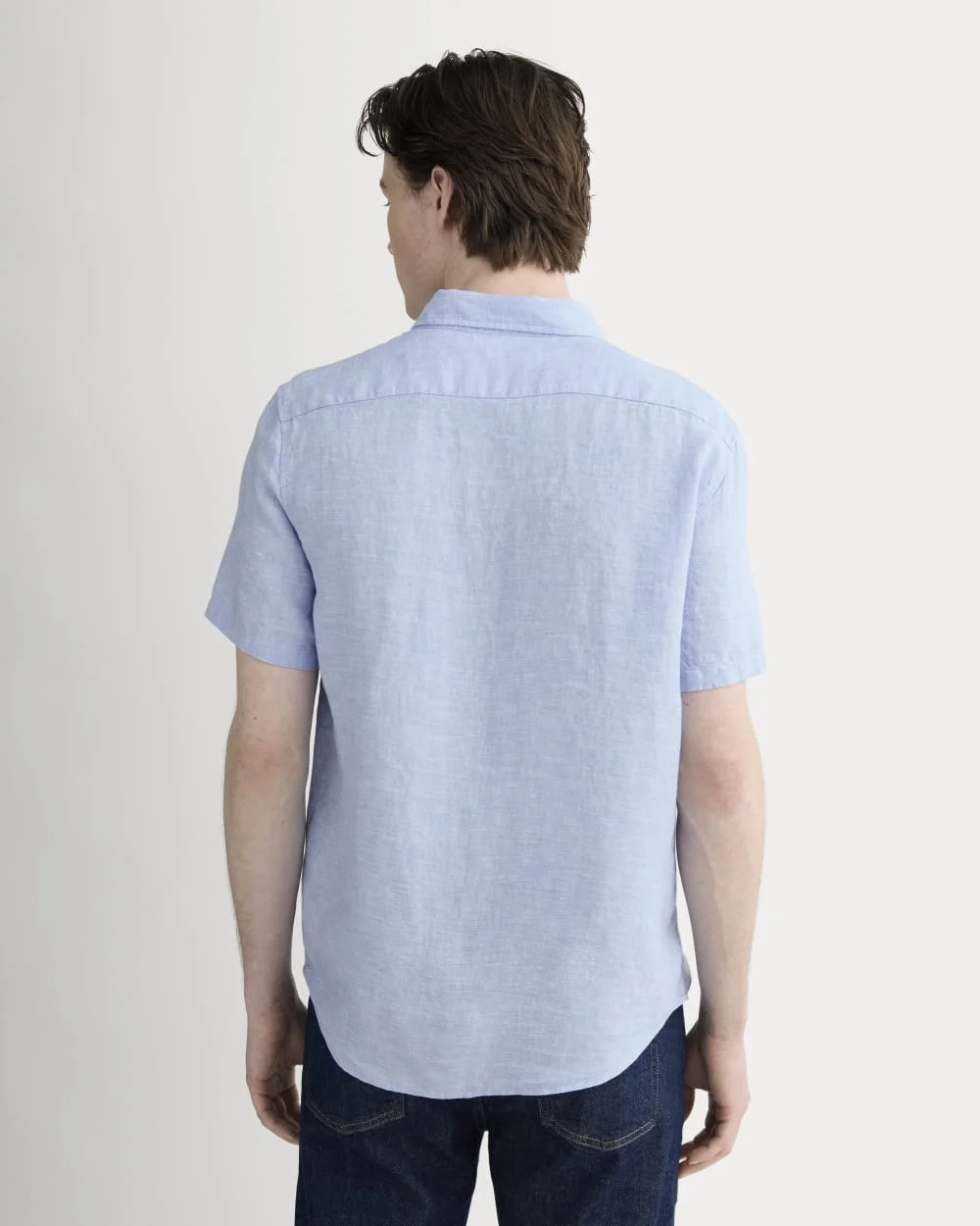 The Classic Short-Sleeve Shirt in Linen | Light Blue (2)
