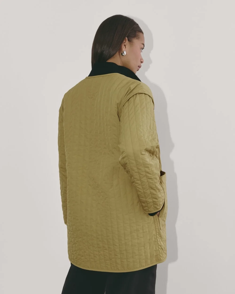 The Midi Quilted Liner | Fennel Seed (2)
