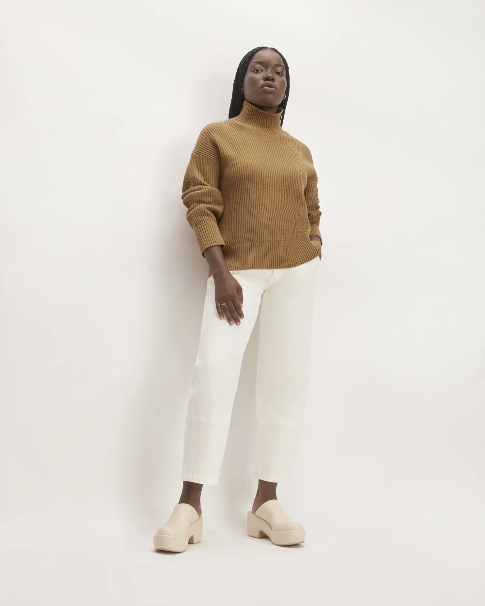 The Organic Cotton Ribbed Turtleneck | Toasted Coconut (2)