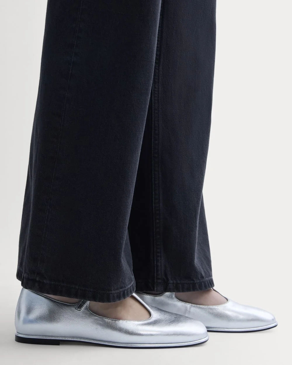 The Leather T-Strap Flat | Silver (2)
