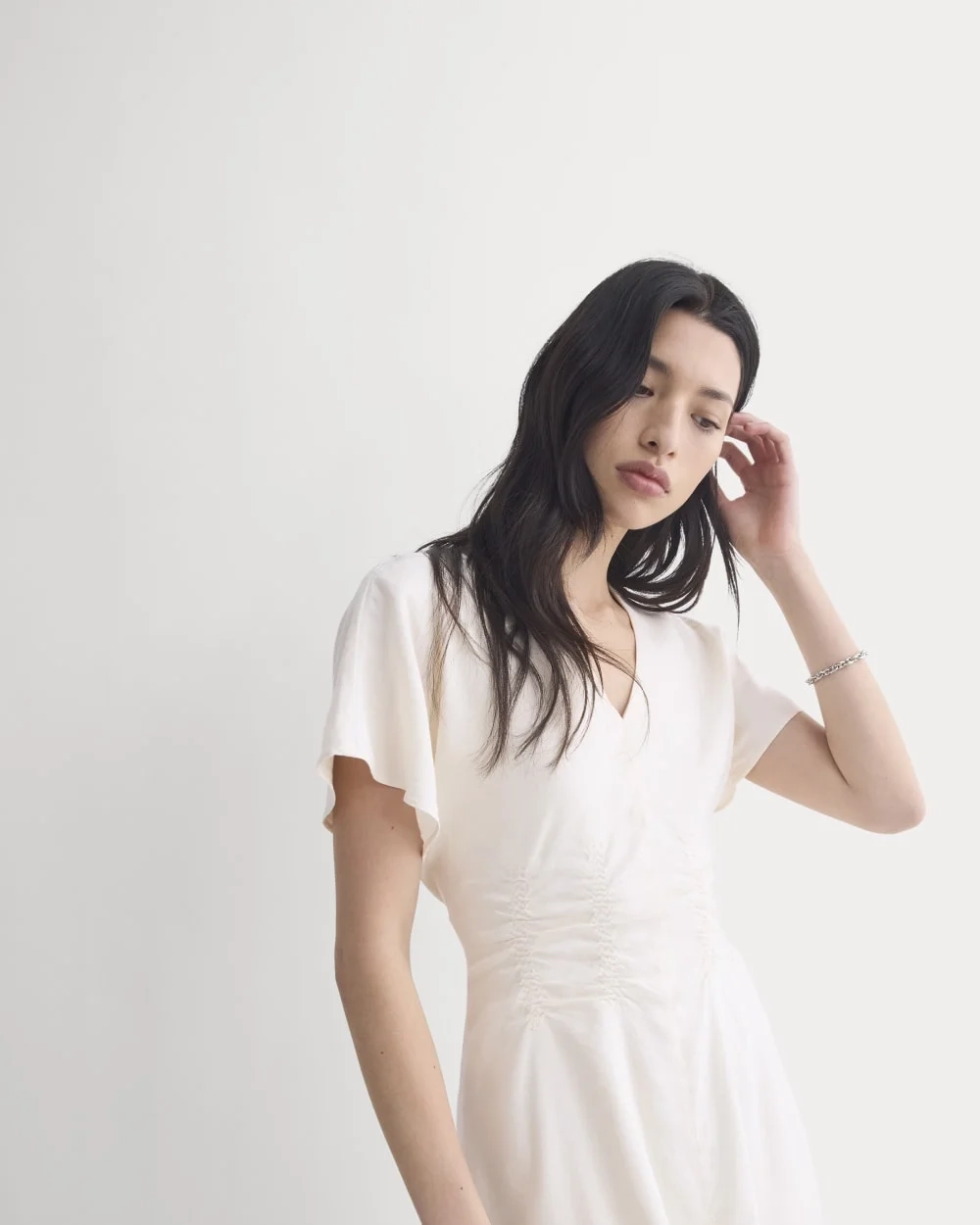 Cinched Dress in Stretch Linen | Bone (4)