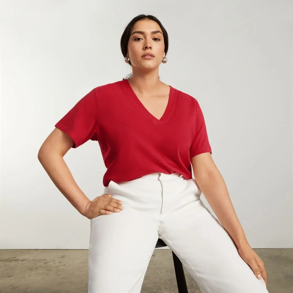 The Vintage V-Neck Hemp Tee | Goji Berry (3)