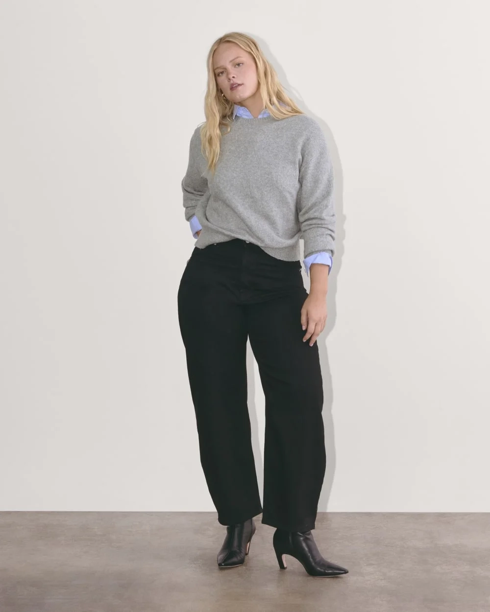 The Cocoon Crew in Plush Cotton | Heathered Grey (3)