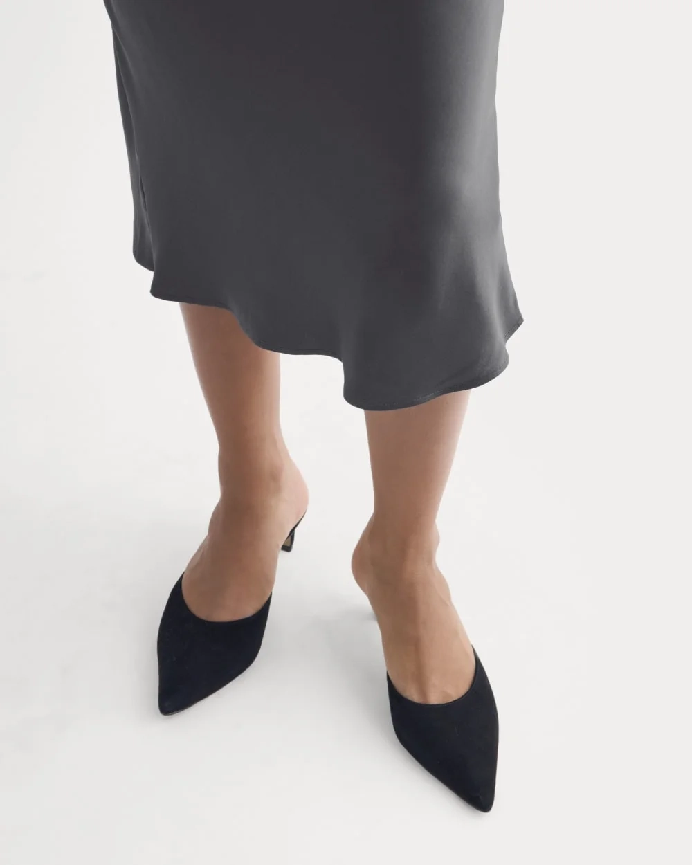 Slip Skirt in Silk Charmeuse | Graphite (3)