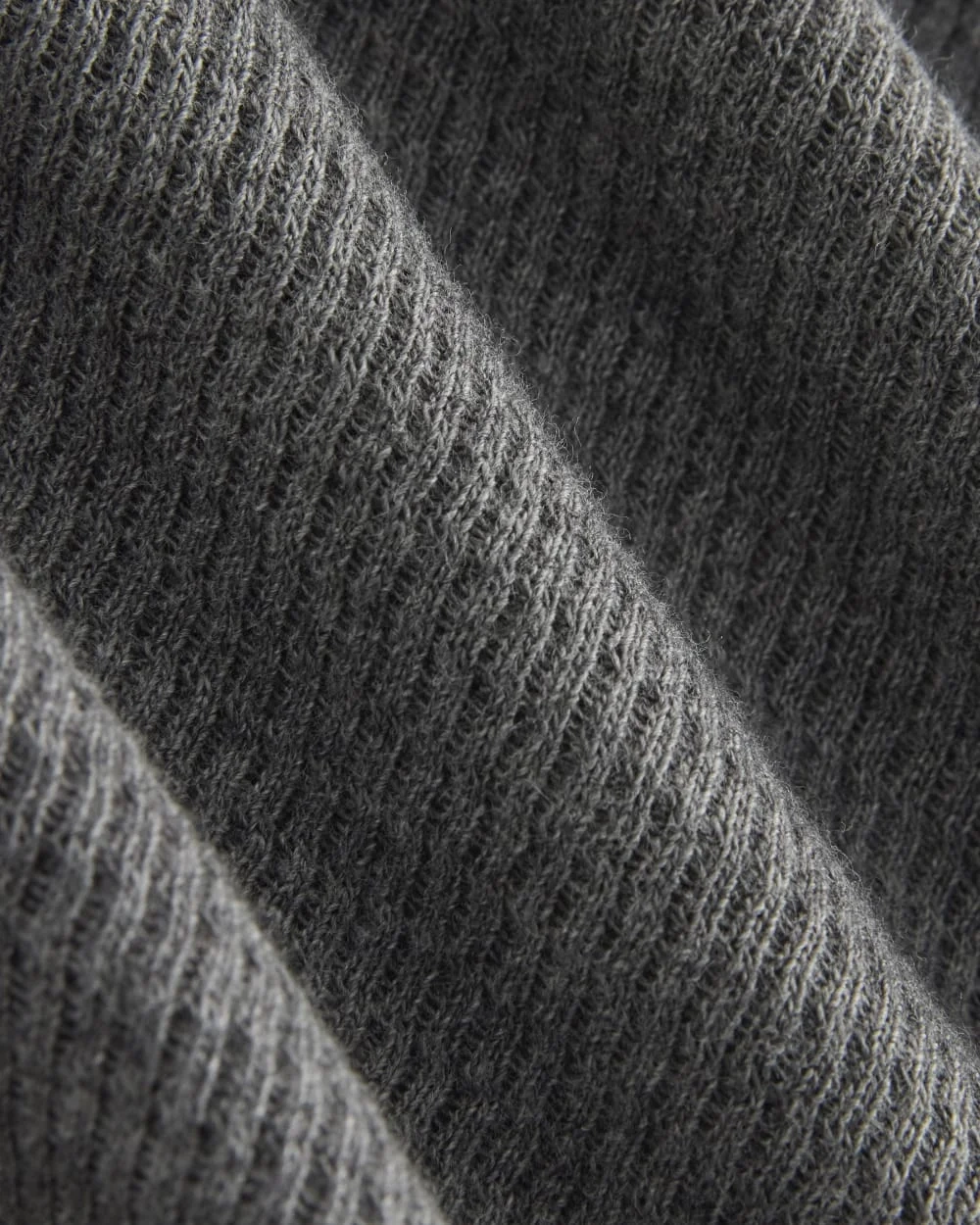 Boxy Henley in Cozy Waffle | Heathered Charcoal (3)