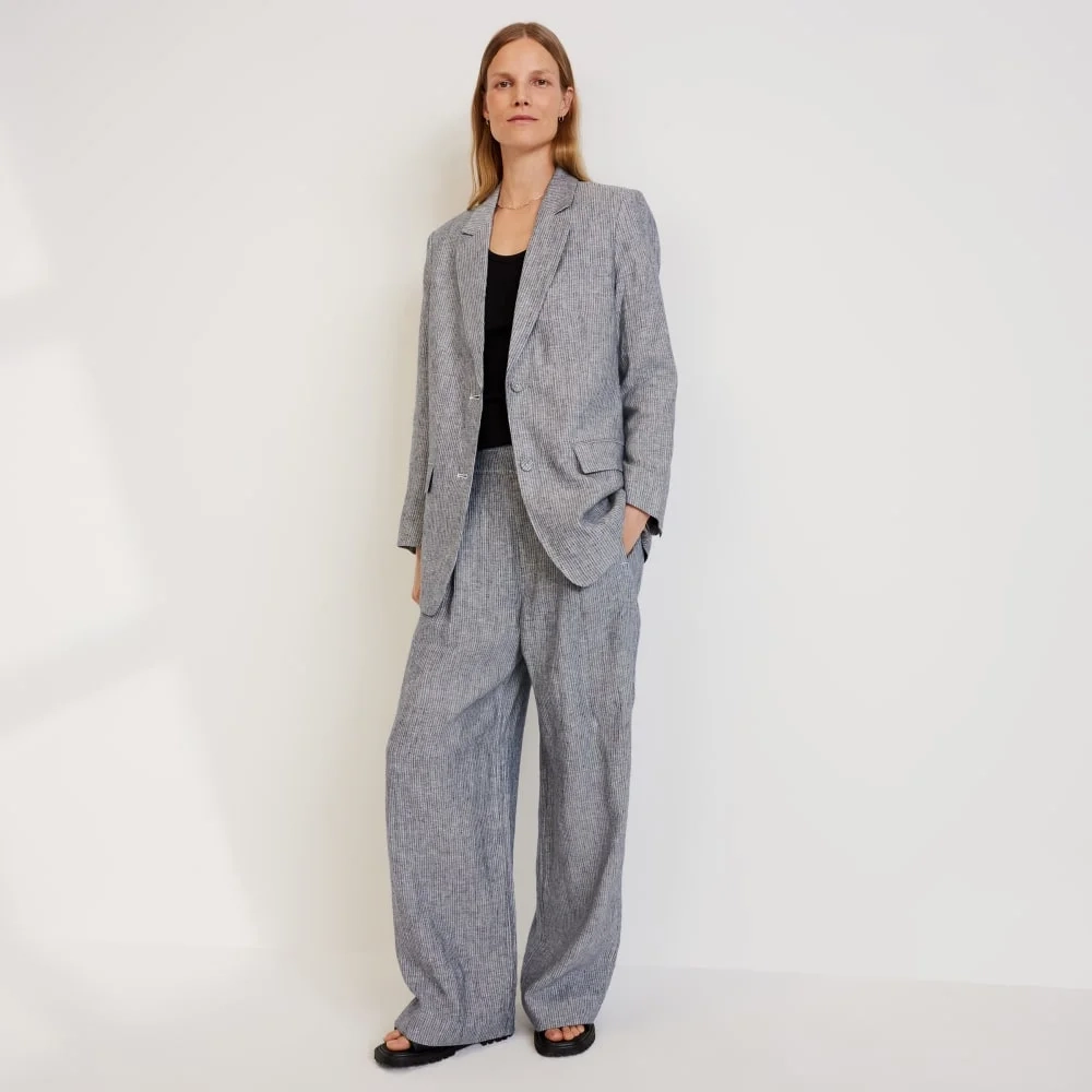 The Oversized Blazer in Linen | Canvas Tan / Navy (3)