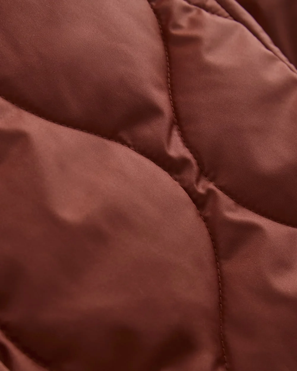 The Quilted Liner | Merlot (2)