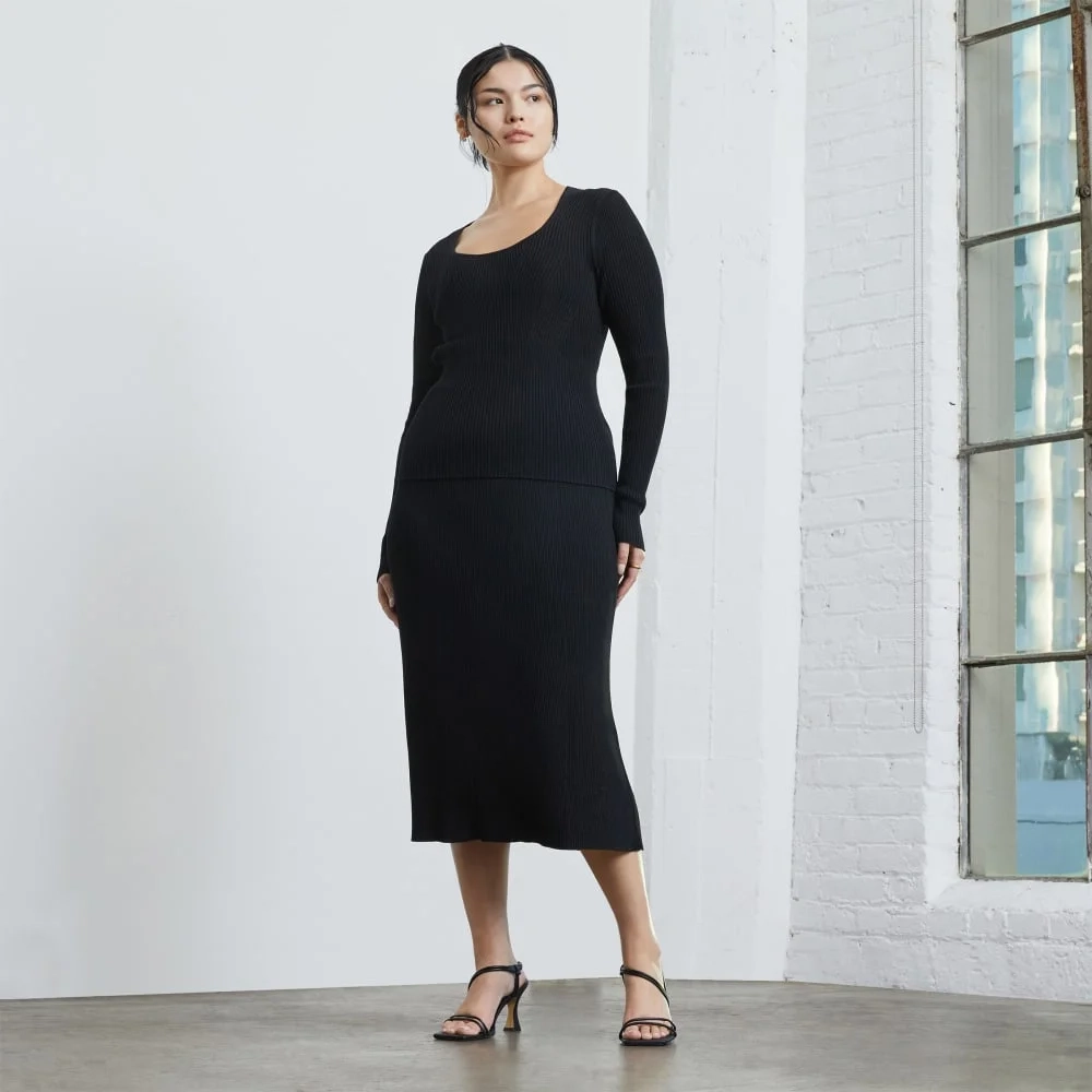 The Ribbed Knit Skirt | Black (2)
