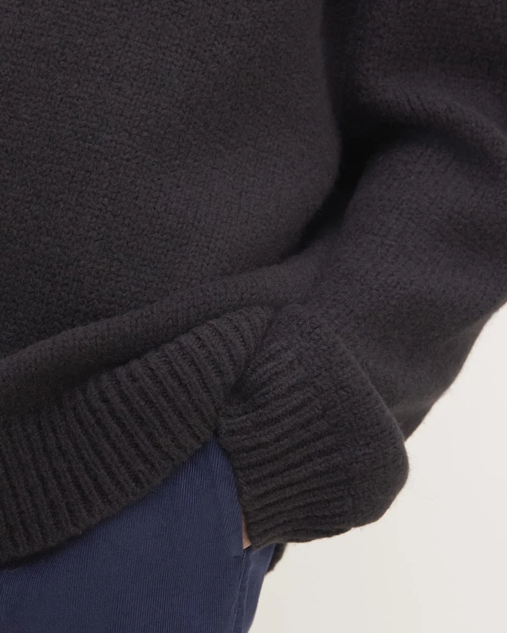The Cloud Crewneck Sweater | Black (3)