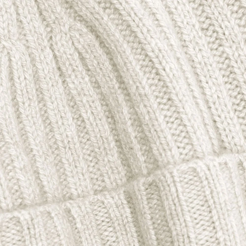 The Cashmere Beanie | Pale Heather Grey (3)