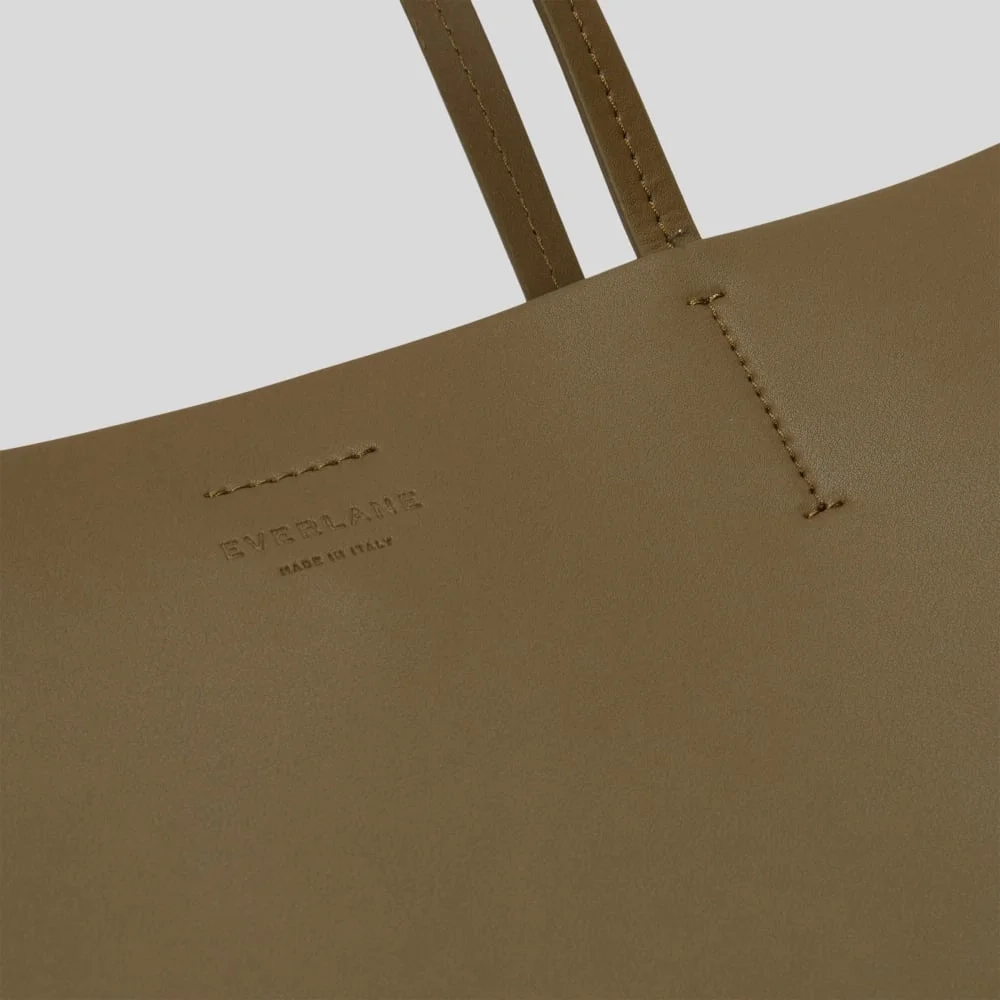 The Luxe Medium Italian Leather Tote | Beech (2)
