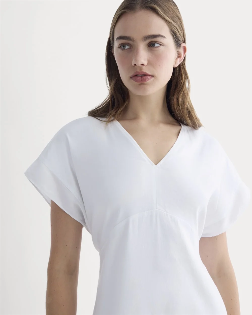 The Tie-Back Dress in Stretch Linen | White (2)