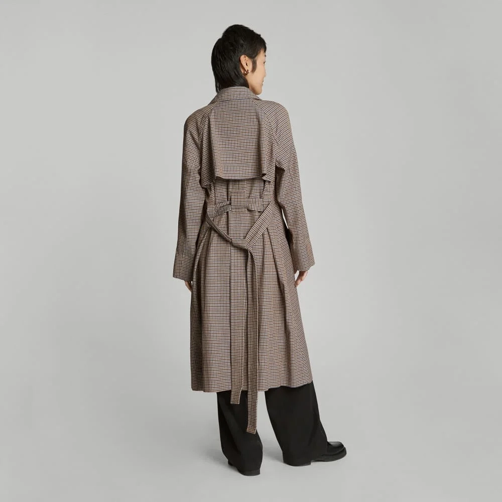 The Gathered Drape Trench | Blue / Brown Houndstooth (5)