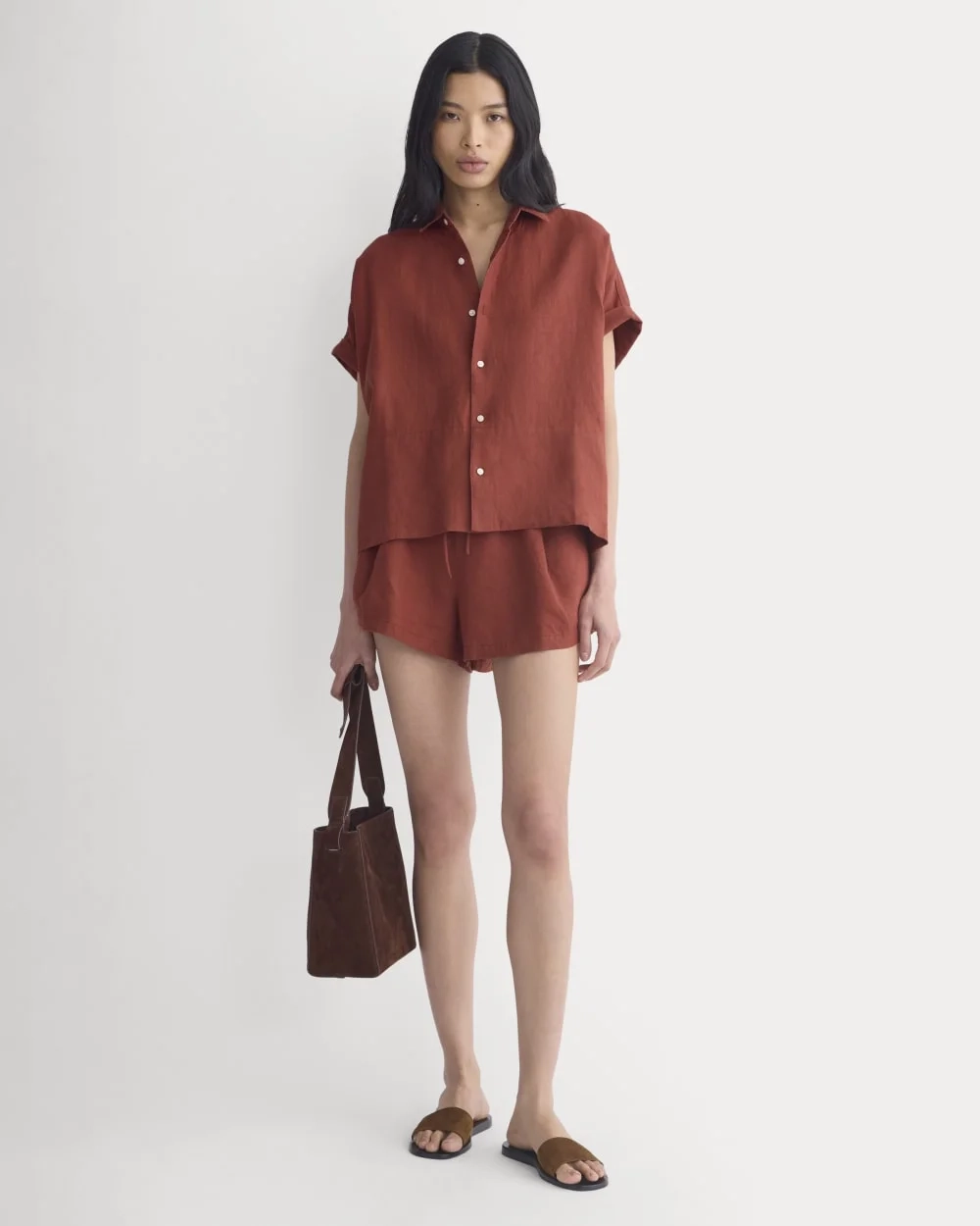 The Boxy Shirt in Linen | Henna Red (3)