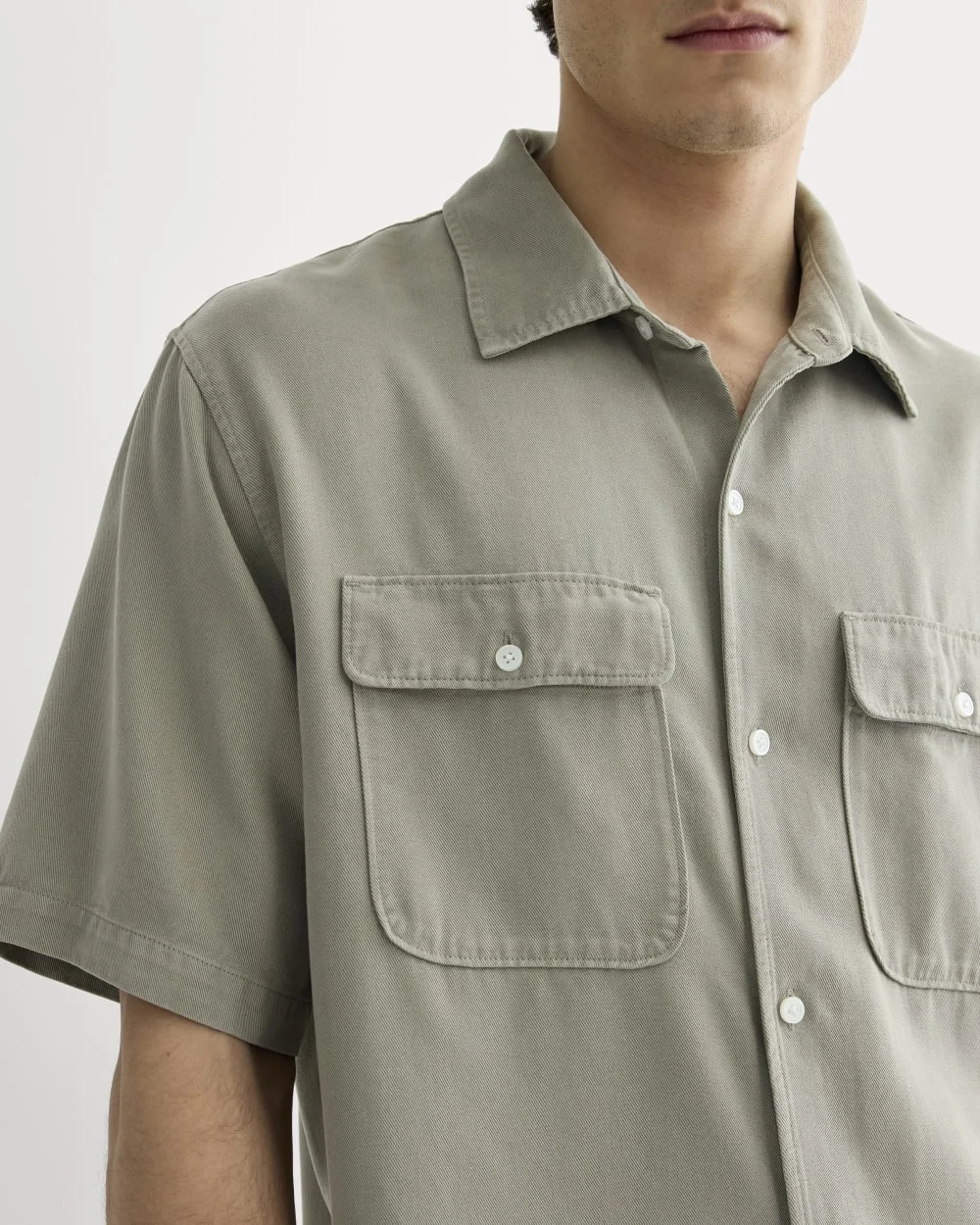 The Relaxed Utility Shirt in Buttersoft | Sage Green (2)