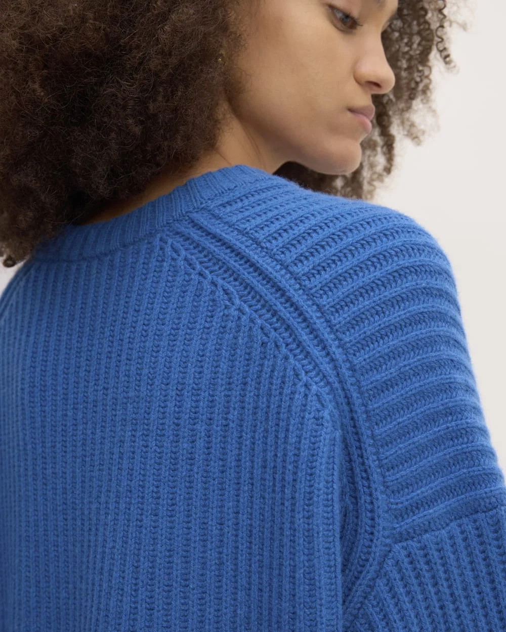 The Everlane x Marques' Almeida Oversized Cashmere Crew | Lapis Blue (4)