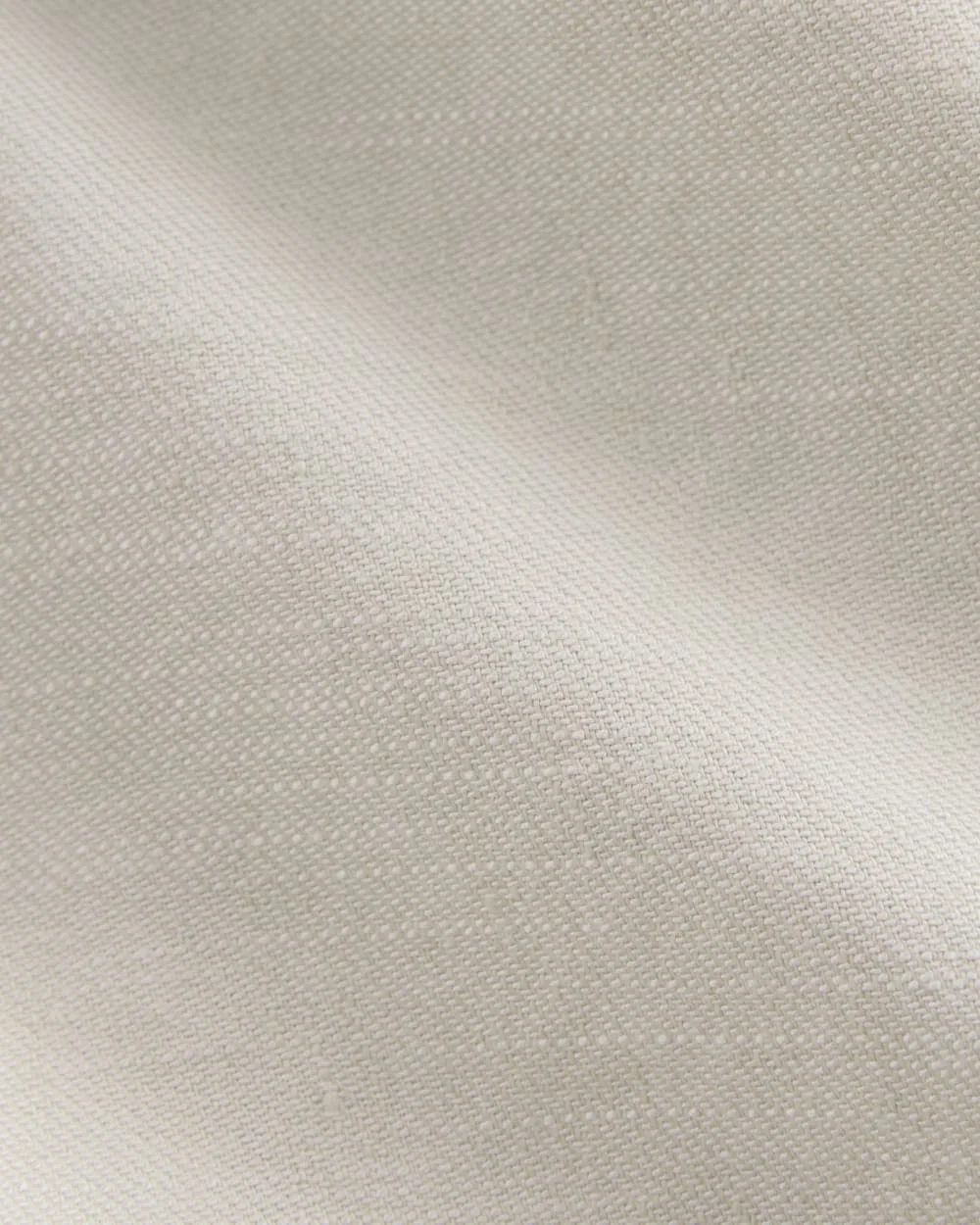 The Pleated Short in Stretch Linen | Natural Chambray (3)