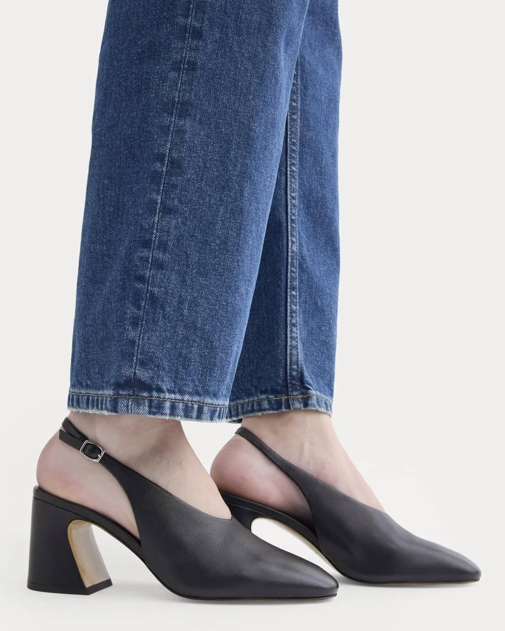 Curved Slingback Heel | Black (3)