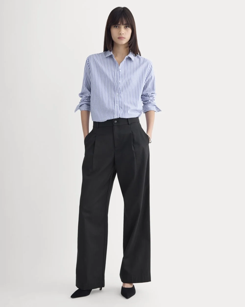 The Must-Have Shirt in Silky Cotton | Bone / Mazarine Blue (3)