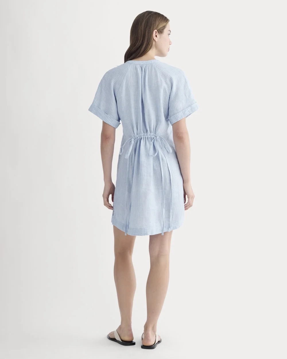 The Popover Dress in Linen | Sky Blue / White (3)