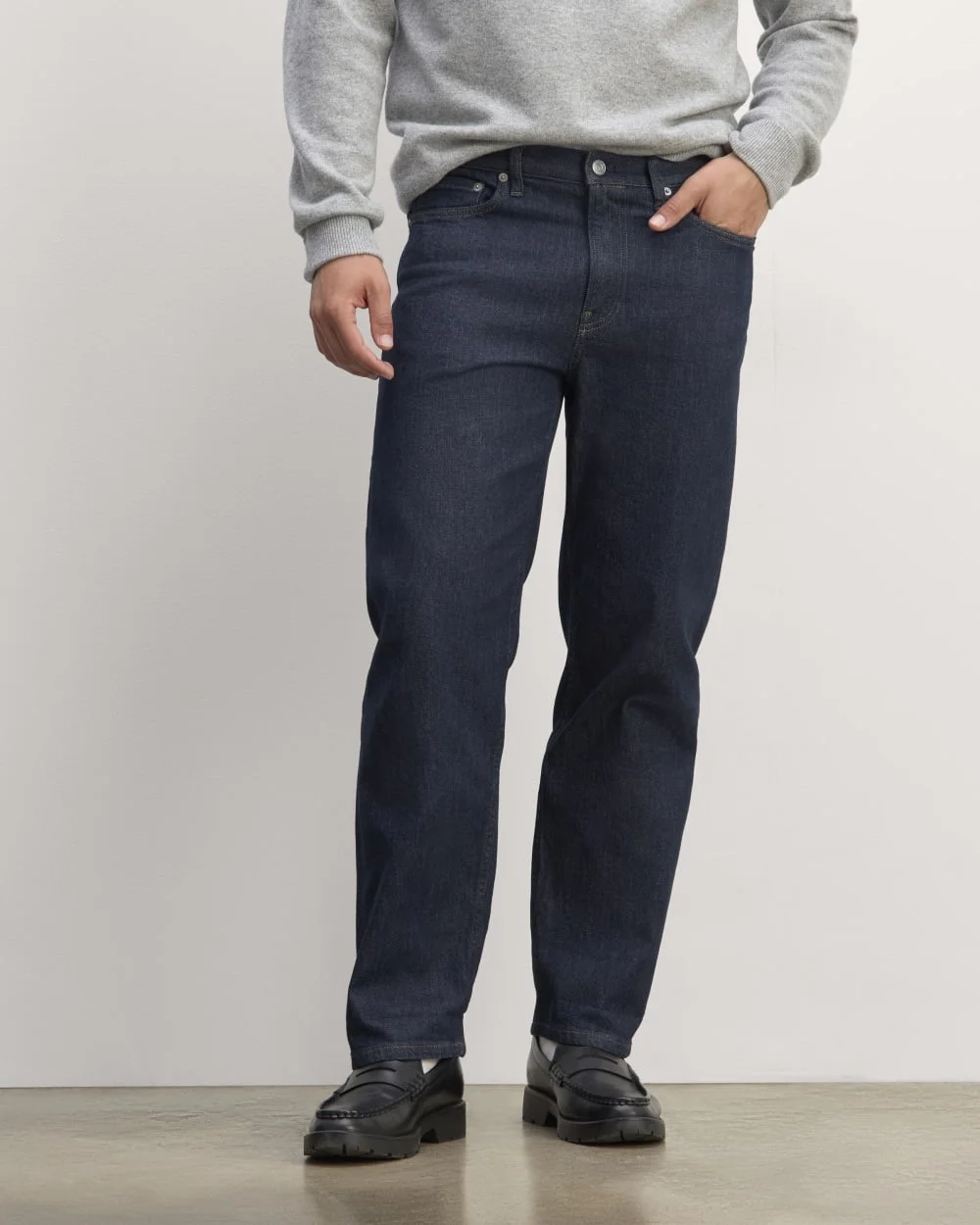 The Selvedge Loose Straight Jean | Indigo Rinse (2)
