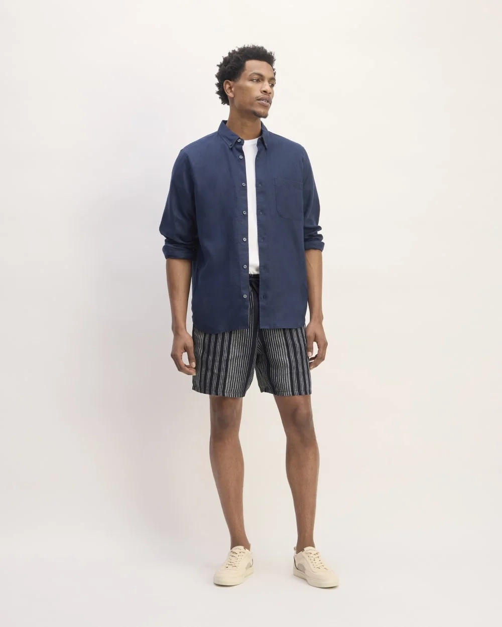 The Linen Easy Short | Navy / Bone (3)